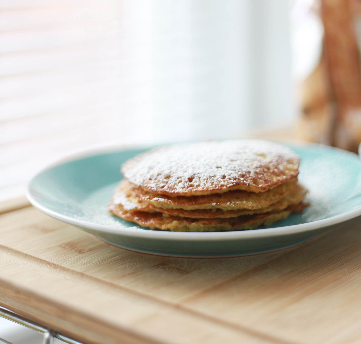 Snugglesleeves's tweet photo. Are you baking up a storm this morning?  A sprinkle of orange juice and sugar is a favourite here - how does your little one like theirs? #pancakeday https://t.co/fguQ85qhgl
