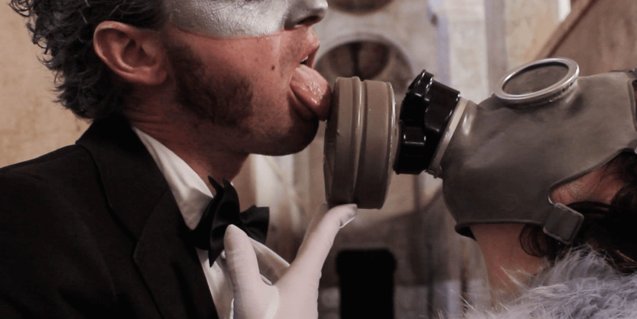 ‘Dramaburg’, una crítica severa als mitjans de comunicació a <a href="/elTantarantana/">Teatre Tantarantana</a>  ow.ly/1Quh30il6fF #teatre