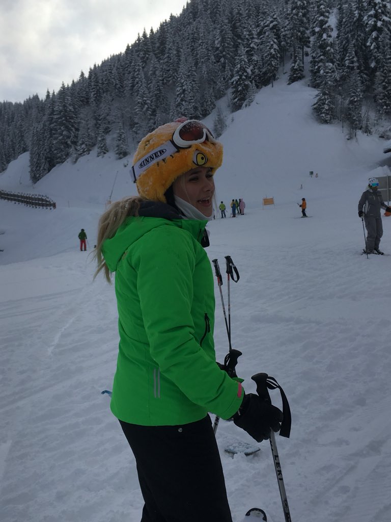 micky_parker's tweet photo. Hat awards day 3 Jess (photo to follow) Anna and Chelo @rossett #Rski18 https://t.co/PEt1sE4fUA