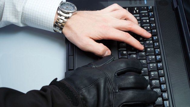 ericweismuc's tweet photo. Wie kann der #Diebstahl von #Zugangsdaten verhindert werden? Wie reagiert man im #Ernstfall angemessen und welche technologischen Lösungen gibt es? https://t.co/qxNpZMRJ48 #Phishing #CredentialPhishing #securityXpert https://t.co/Oat7RQMwlM