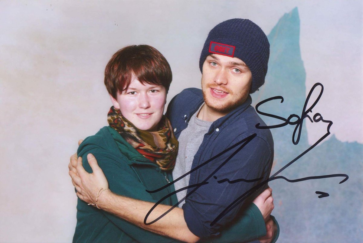 zerophcks's tweet photo. Memories..
with @HornNatascha
#HobbitConVier
#RingCon2015
#Conventions
#MarkFerguson
#MarkAtkin
#FinnJones
#theLordoftheRings
#theHobbit
#GameofThrones https://t.co/oFQ5GPmO2k