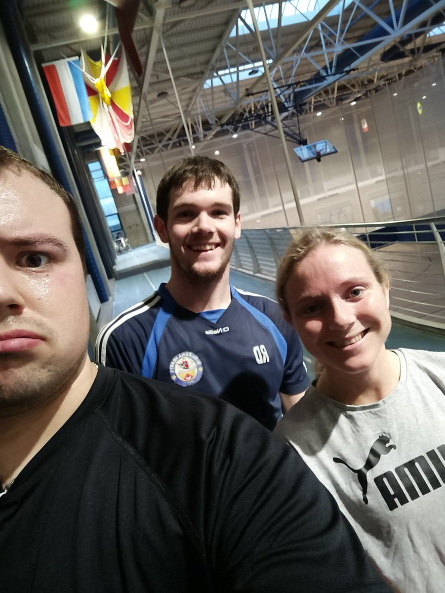 MeaganDunne's tweet photo. Early bird catches the worm 🐛 🦅 #cooperrun #ULFitPE https://t.co/LTughZ8bUp