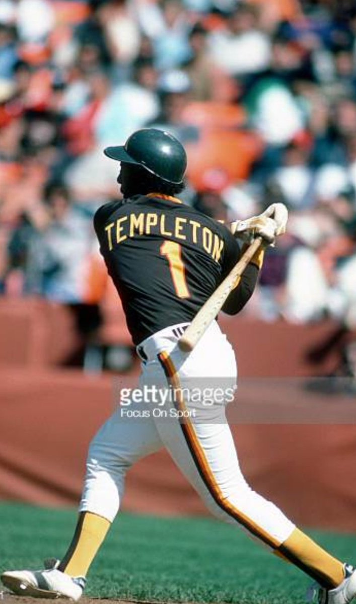 mickeykoke's tweet photo. ONE DAY (@Padres) until #BaseballI is officially back. #SpringTraining tomorrow. #ValentinesDay♡ #perfection. https://t.co/djDwWUgyCR