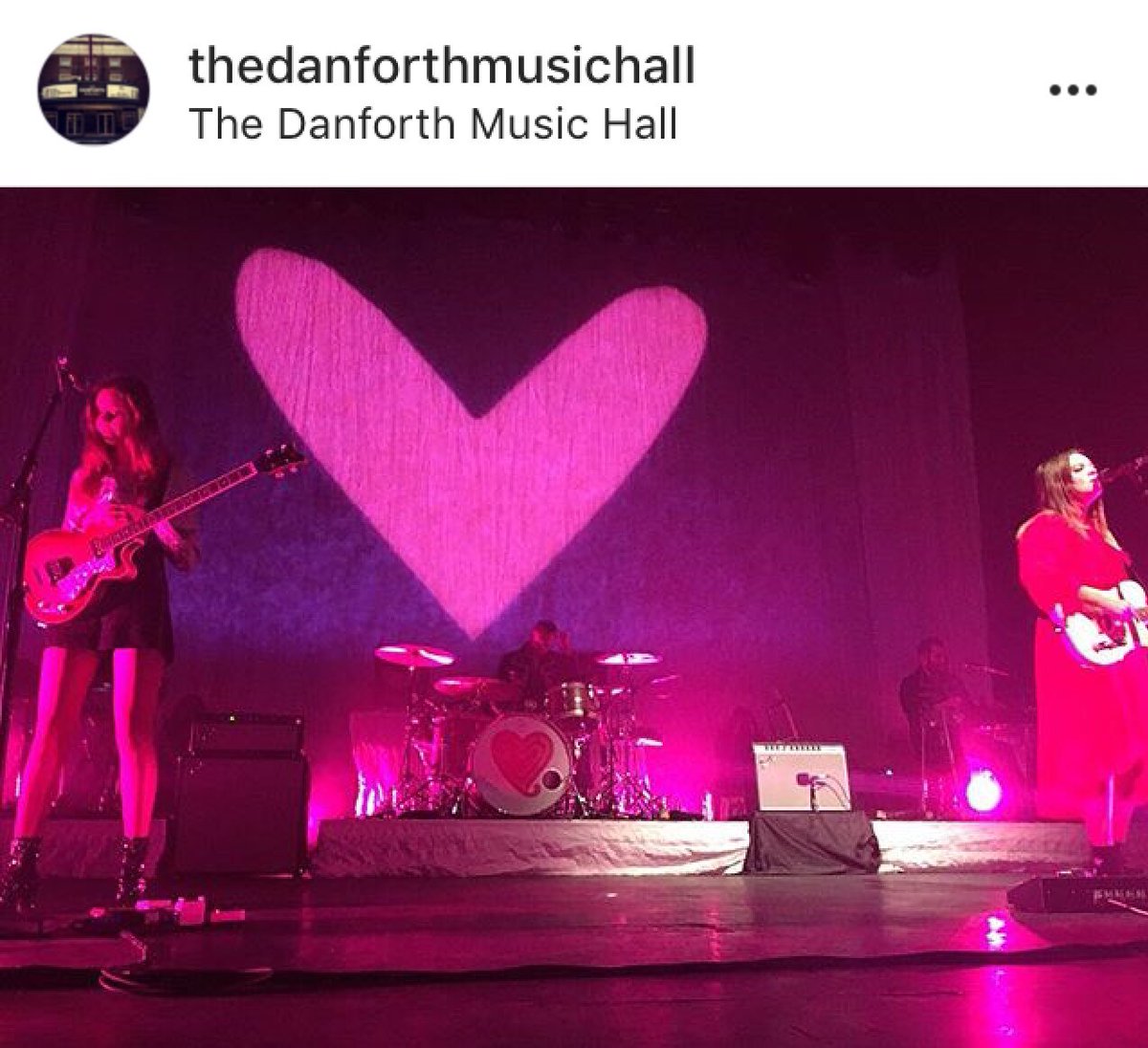 BroadviewDanBIA's tweet photo. Only one day left folks!!!
Still time to submit your selfies with #danforthhearts in front of your favorite local businesses. We draw a name from all submissions tomorrow at noon! **See original post on Insta for full details.
https://t.co/aorzmVeUKA https://t.co/rNp98kXCbu