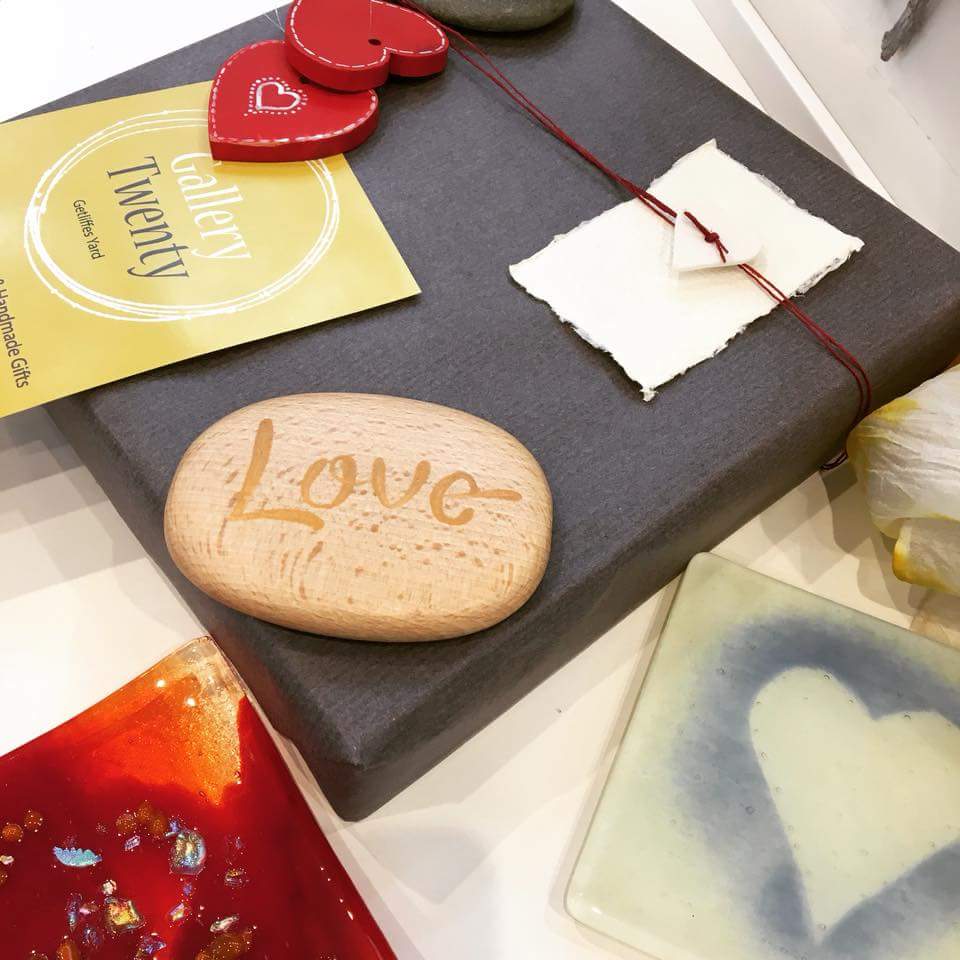 GalleryTwenty's tweet photo. If you still need to find that special something we are open till 4.30 and we will even gift wrap it for you. https://t.co/ndbRuCIoSl