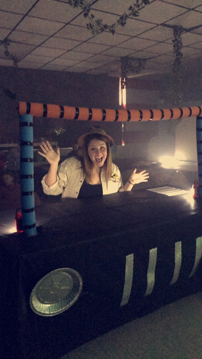adubdubss's tweet photo. Jurassic Park Measurement Unit has begun!! #TLAP #setthestagetoengage #BetheWildCard #pvessuccess #ccsdtn https://t.co/IpVhH8KjAg