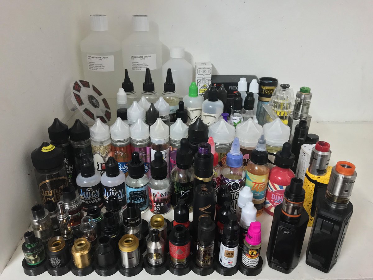 DagaMuten's tweet photo. Ya son mas de 6 meses en el mundo del #vapeo #dripeo y alejado del tabaco. Muchos aromas, mods, atomizadores y resistencias por probar. Este solo es el principio. #vapeon #vapeo #vapecommunity https://t.co/A1F7HKrXuQ