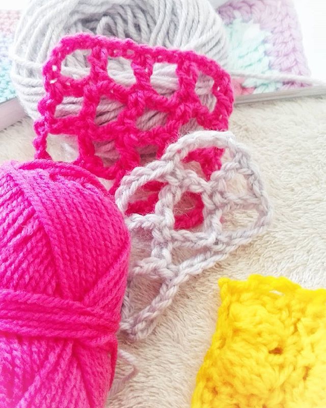 bossacreations's tweet photo. Puntos en red | Happy Day
.
.
.
#bossanovacreations #crochet #crocheting  #crochetaddict #crocheter #instacrochet #croche #uncinetto #knit #knitting #knitstagram #knitwear #knittersofinstagram #ganchillo #handmade #handmadeisbetter #crafty #crafting #cra… https://t.co/WSxA2b2oir https://t.co/jNSzQYGVP0