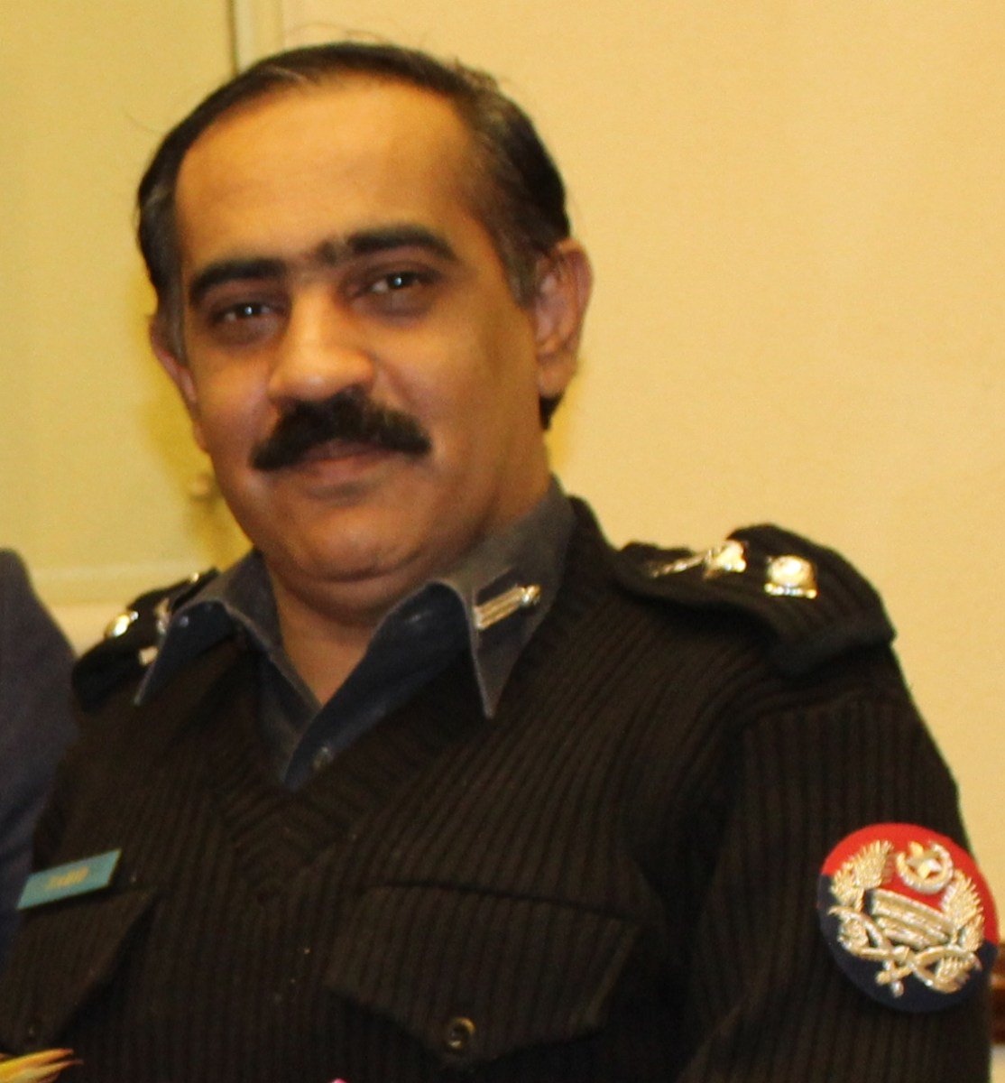 humairabadar's tweet photo. The tyrant dies and his rule is over, the martyr dies and his rule begins.
Remembering DIG Capt Ahmed Mobeen Shaheed and SSP Zahid Gondal.
#Lahore blast #13Feb2018 https://t.co/Cn8fymSQID