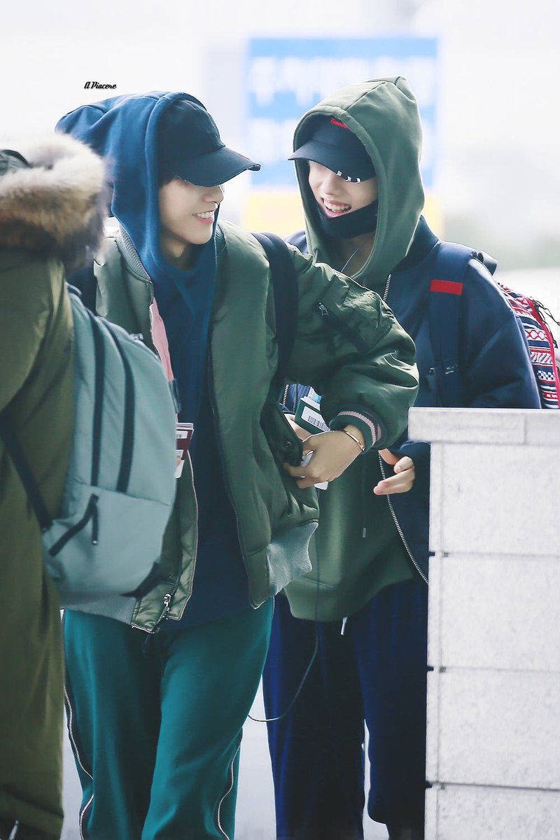 renjunpics's tweet photo. 180130 https://t.co/F9mfluRcye