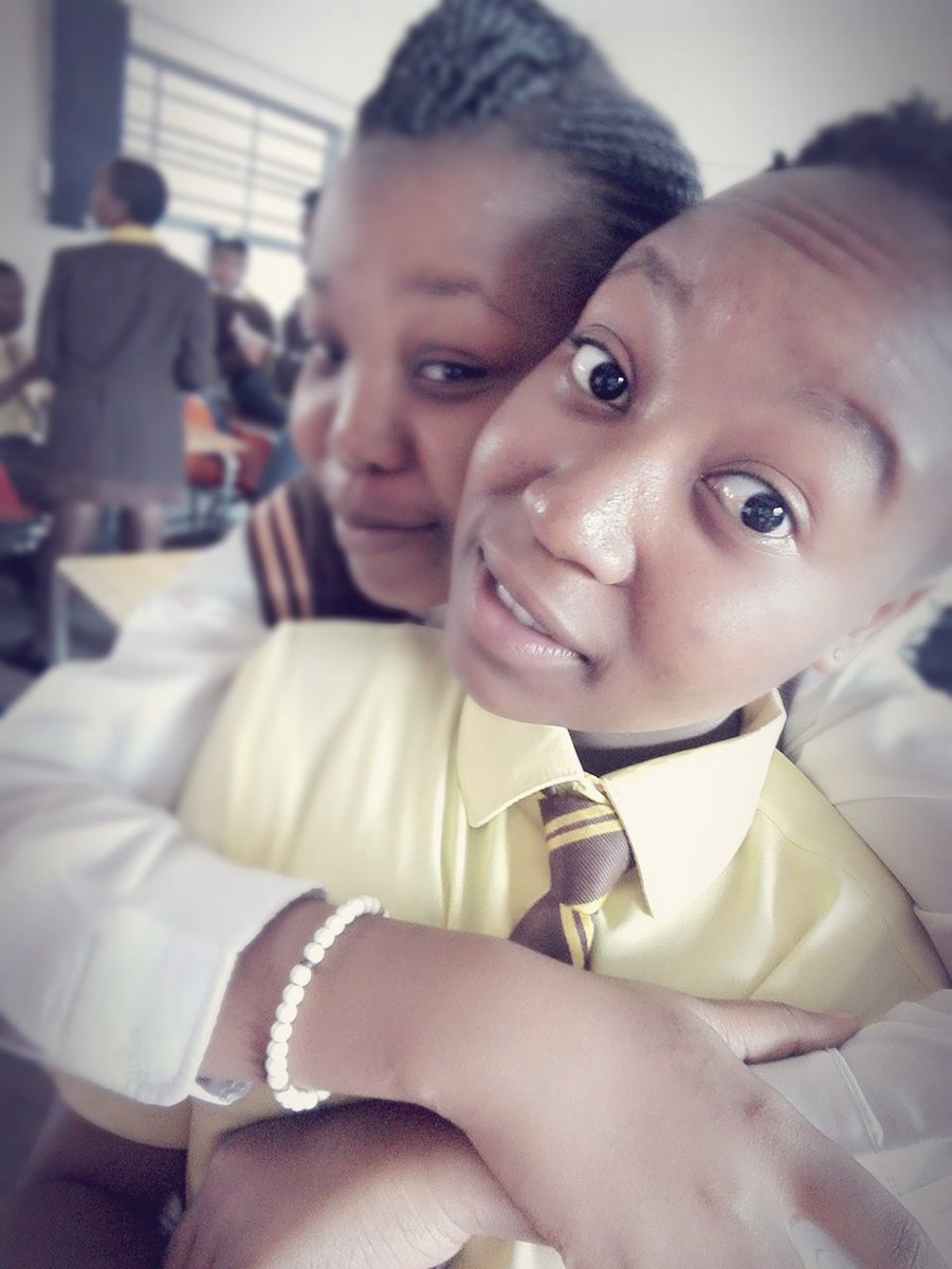 Karabo79146866's tweet image. ♡DeaWellSpent....Wif Mih Bae
♡Mi Hommy
☆Sthandwa 
♡Patner In Crime
☆DoDo Wam