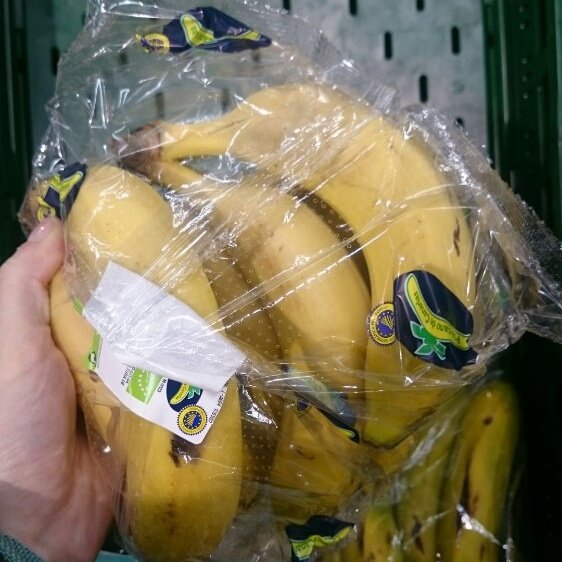 abejaslocas's tweet photo. Hola @Aldi_es queremos eliminar el plástico en la venta de frutas y verduras. ¿Nos ayudas? #DesnudaLaFruta https://t.co/leipio9xcR
