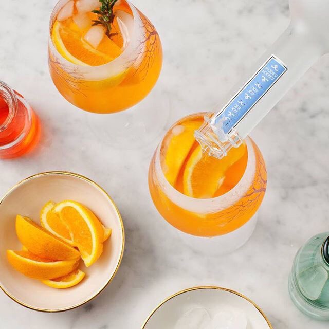 Bottoms Up! Come hangout with us at #Masu to enjoy good times, great vibes and stellar drinks, all of this and a 25% discount on all orders during the #SocialHours, every day from 6pm to 8pm. #Happy25 #Hilton #ConradPune #StayInspired