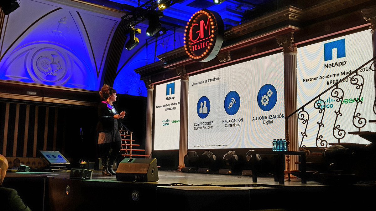 n_perezruiz's tweet photo. El mercado se transforma, los clientes también, por eso debemos seguir las nuevas tendencias .@estelamosteiro #PPAA2018 @NetApp_es https://t.co/l2dPdtvlVf