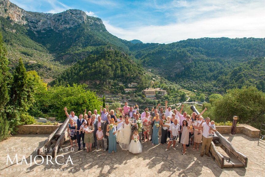 majorcawedding's tweet photo. The fabulous backdrop of the Tramuntana Mountains, Deia, Majorca #deiawedding #mallorcawedding #majorcaweddingphotographer https://t.co/urDVig5ZNa