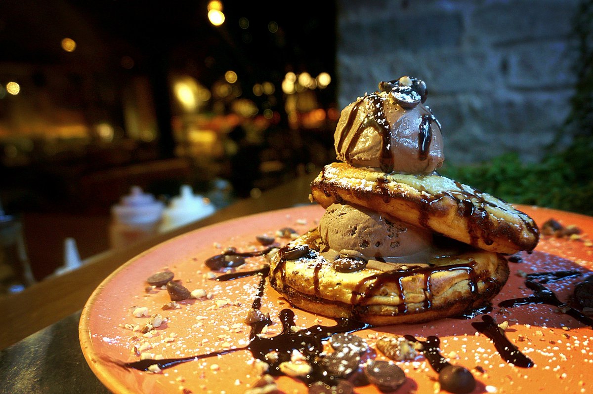 Happy Pancake Day! 🎉
Tuck in to one of our 4 special dishes to celebrate😋🍴
Come get them before they're all gone! x
#EscapetoWIQ #PancakeDay #ShroveTuesday #TuesdayTreats #SweetorSavory #Specials #YumYum
