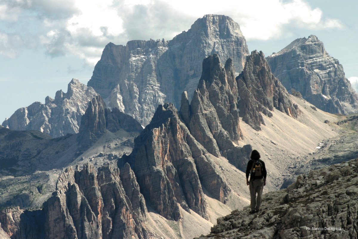 #avamelia: the trail stretches 400 km, with an altitude difference of 33,000  metres, #climbing and descending in 30 stages so walkers can relive the  same #emotions and contemplate, albeit with different eyes, the same #wonders of the #Dolomites that #AmeliaEdwards described