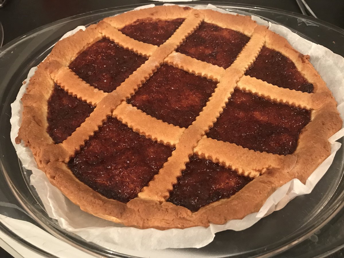 LagodiLedro's tweet photo. Questa mattina #colazione a #km0 alla #lakeProject : #crostata di #marmellata di #fragole dell’azienda agricola #Segalla #Valconcei! @VisitTrentino @vallediledro #ledrofood #prodottitipici https://t.co/DqJJj1N6X2