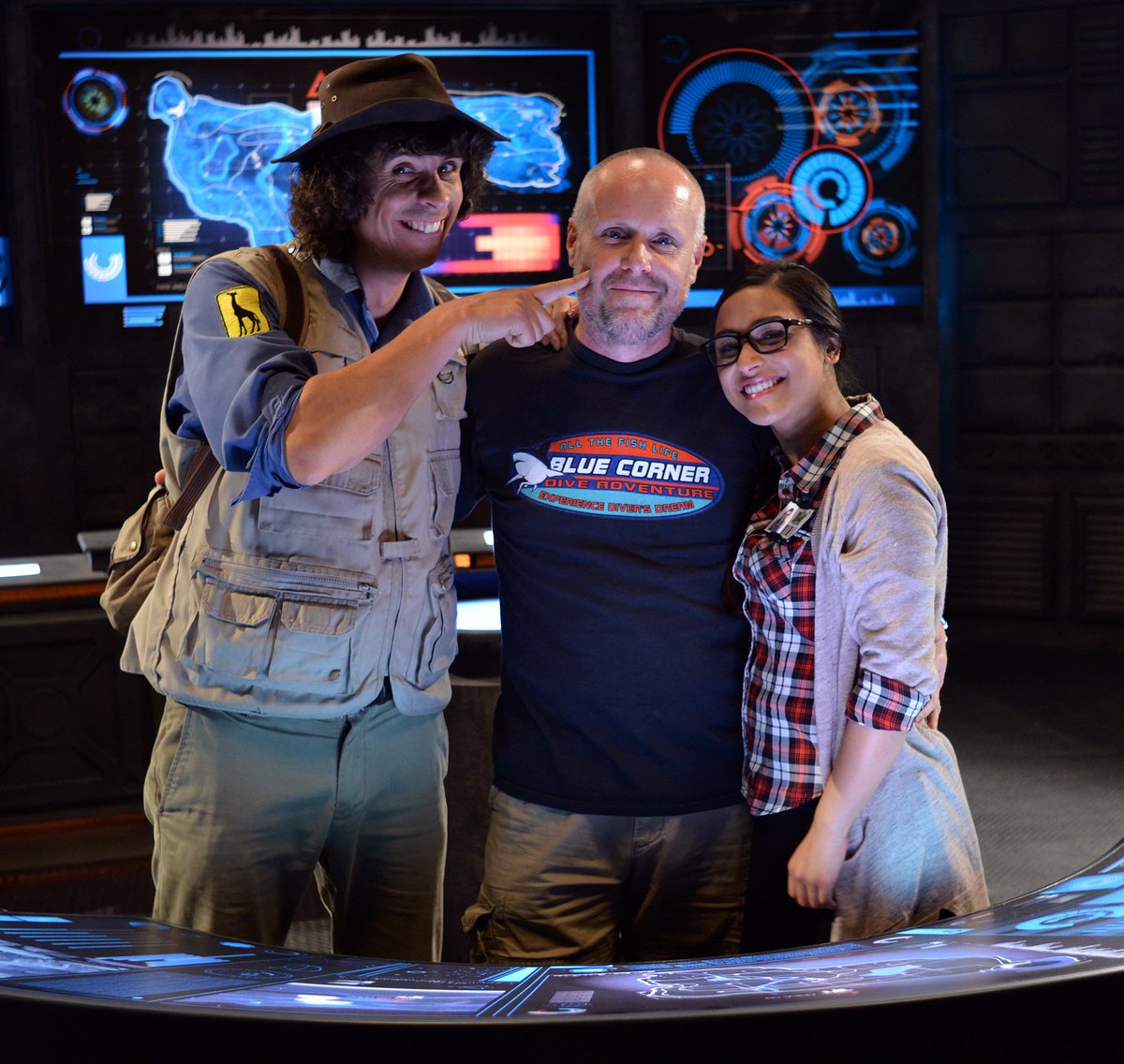 cameramanuk1's tweet photo. @AndyDayTV 'Andy's Safari Adventures' today at 5.20pm on #CBeebies @CBeebiesHQ #andyssafariadventures @cameramanuk1 @theoldroydfiles @TheBottleYard @SonyCineAltaEU @sonyf5f55users @cinealtausers @ronfordbaker @TheGBCT @GTC_TV @180Rental @Atomos_News @filmsat59 @DoghousePostPro https://t.co/FK6KbN9Yo2