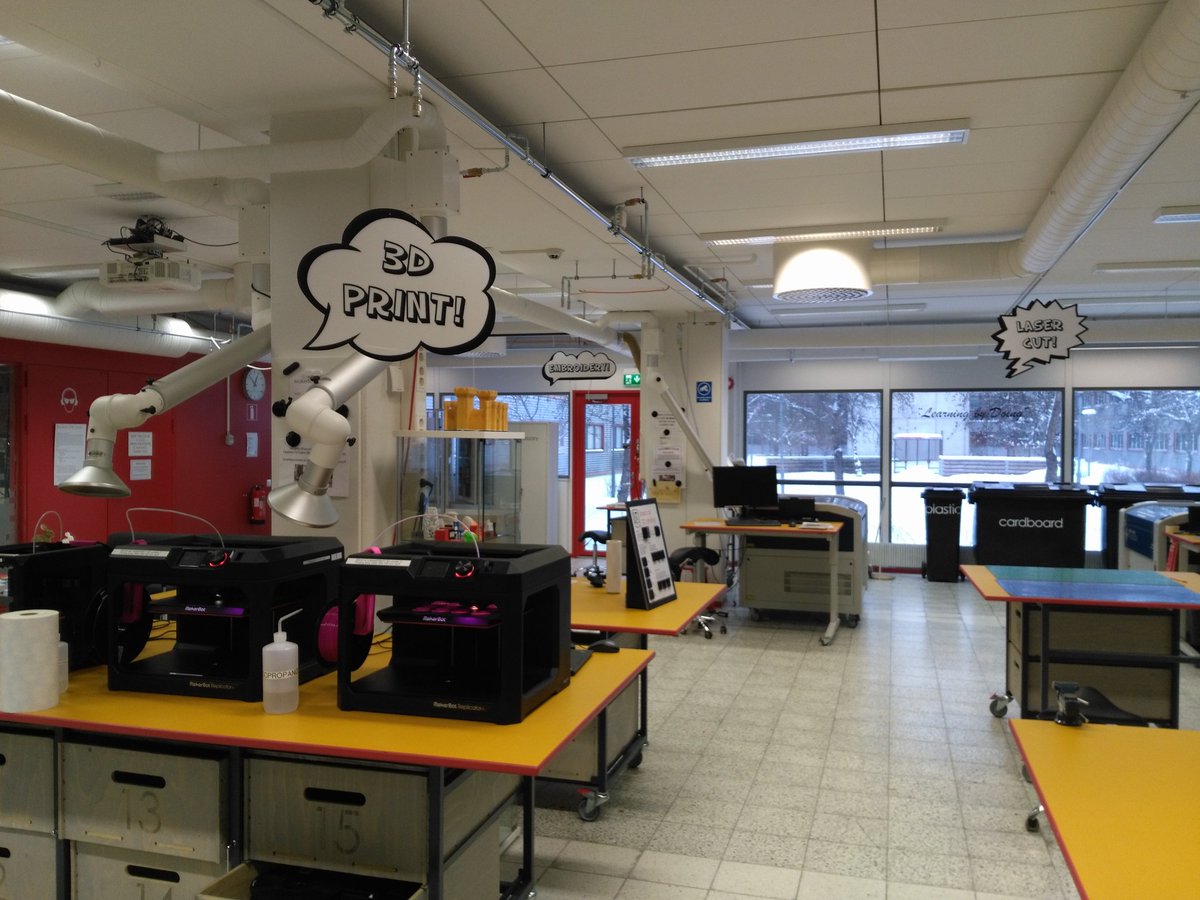millahavanka's tweet image. Onpa hieno tämä #TUTlab! Mm arkkitehdit voivat printata 3D-malleja.