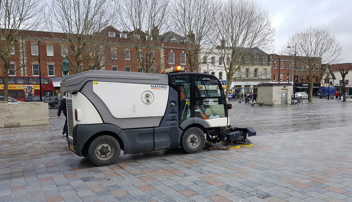 SalisburyCC's tweet photo. With help from our contractors @idverdeUK, the scrubber machine has given Salisbury Market Place and Guildhall Square a wet scrub and clean #CleanUpSalisbury #CleanUpWilts https://t.co/trK9UzdqCP