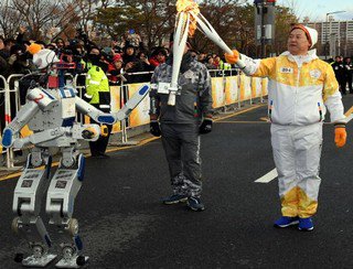 FoggyMan7's tweet image. RT @marinella339: #CoreaDelSud al top per #robot installati. Dimostrazioni alle olimpiadi golite.it/newsflash/493-… #Simtos2018 #automazione #iot #IA