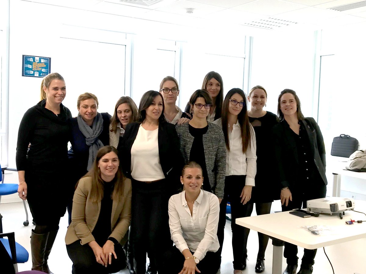 IESEGExecutive's tweet photo. Retours en image sur la dernière session du parcours certifiant "#Femmes #Leaders" de @CarrefourFrance à l'@IESEG en partenariat avec @Cegos ! #leadership https://t.co/ABYbjo8iGf