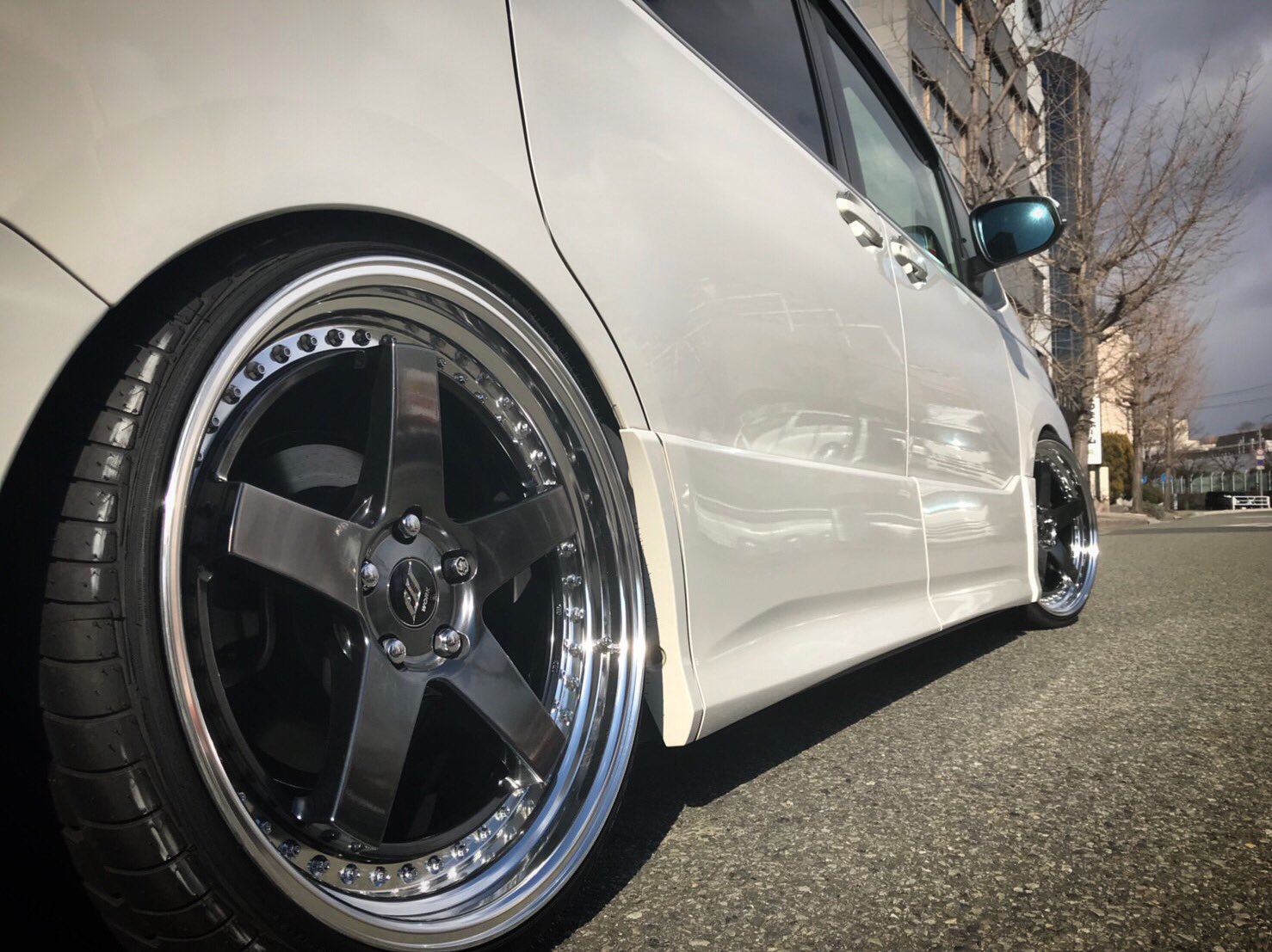 20ヴェルファイア アルファード j-LINEアクスル Jライン アクスル 20