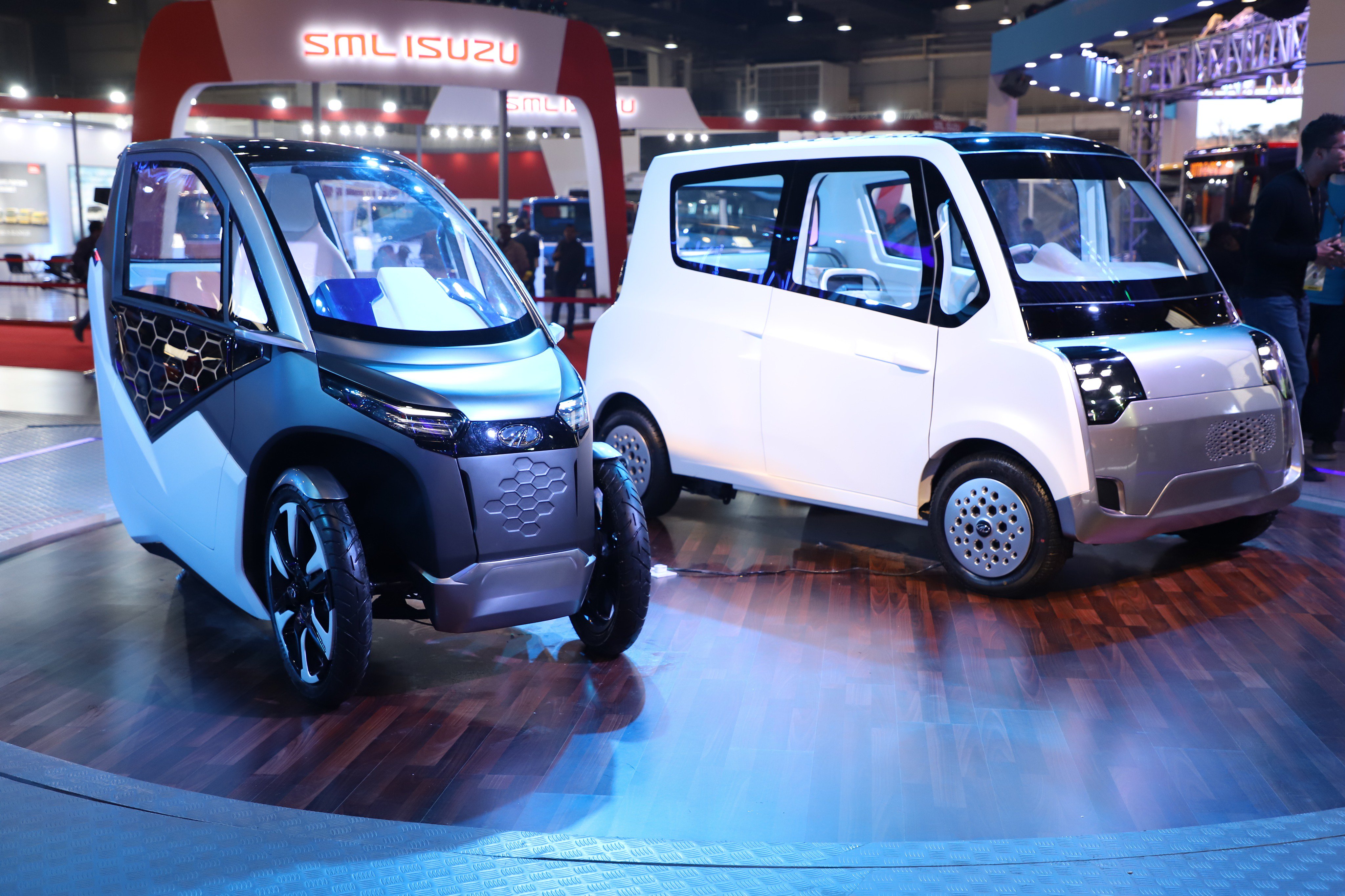 Mahindra udo electric car price outlet
