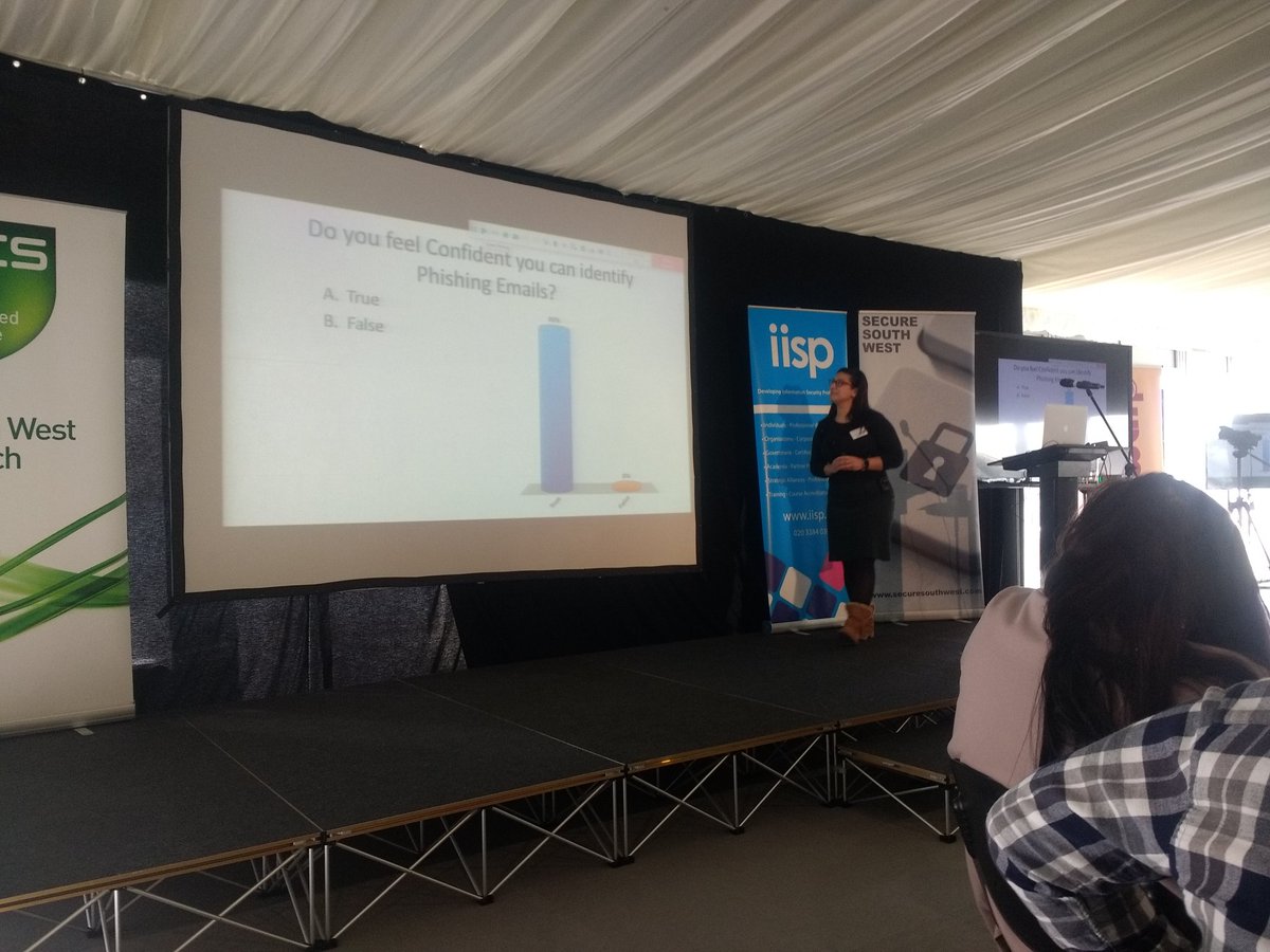 Clyst_IS's tweet photo. Ismini Vasileiou challenges #SSW10  to identify social engineering attacks https://t.co/BLaG4S4Z0a