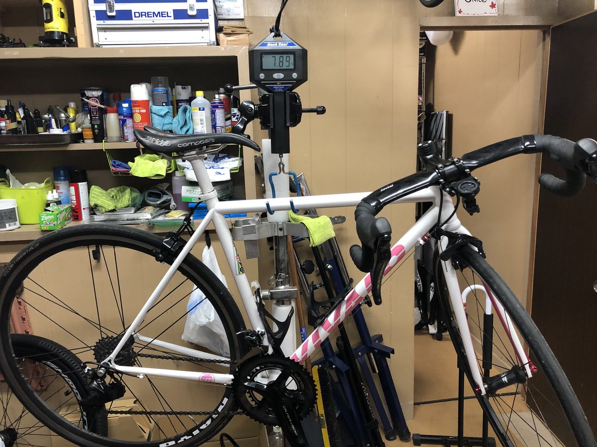 Shio Ayu クロモリフレームでも8kgを切る重量 あとはカーボンホイールと カーボンレールのサドルくらいかな Vivalo 9100 Duraace Enve Shio Ayu クロモリフレームでも8kgを切る重量 あとはカーボンホイールと カーボンレールのサドルくらいかな Vivalo 9100 Duraace Enve
