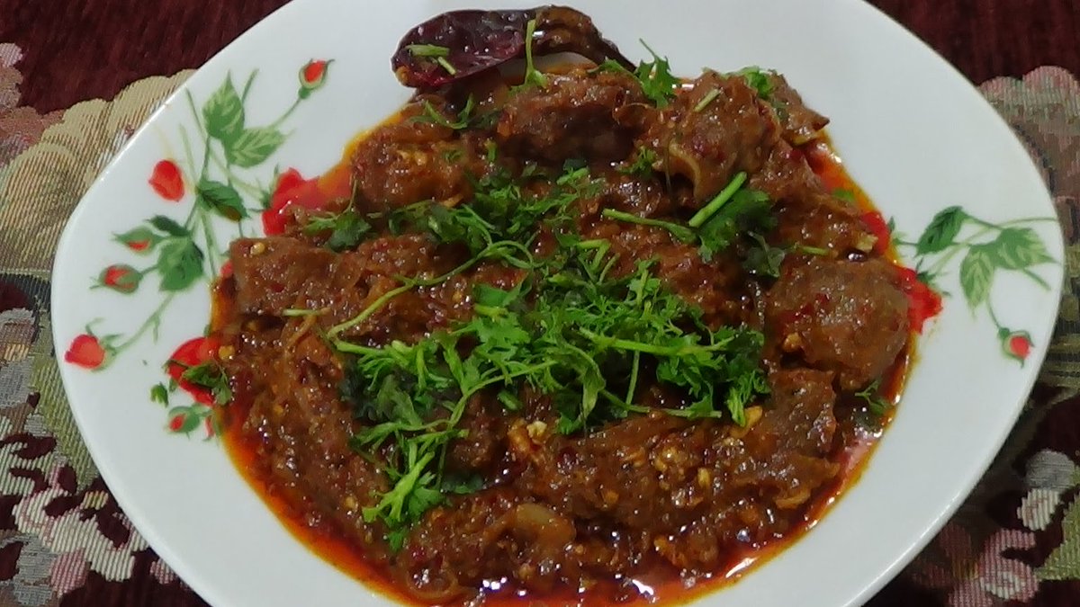 cookingcrave's tweet photo. #Banjara #Gosht Recipe with Ingredients &amp; Directions.
 For #Video &amp; complete #recipe https://t.co/BDUlb9h78l https://t.co/FCrqXQRd18