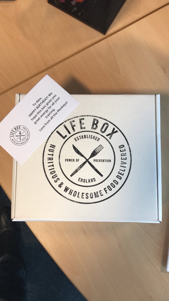 TheAlexCox's tweet photo. Thank you @noisymonkey for my birthday gift! I love it and canโt wait to try some of the goodies in the @LifeBoxFood
#goodfood #heathyeating #lifebox #Triathlete #Triathlon #SwimBikeRun #birthdaytreat #Project2018 #UkRunChat #UkTriChat #BornToTri #Tri365 #TriathlonTraining https://t.co/1gZC6AhyOa