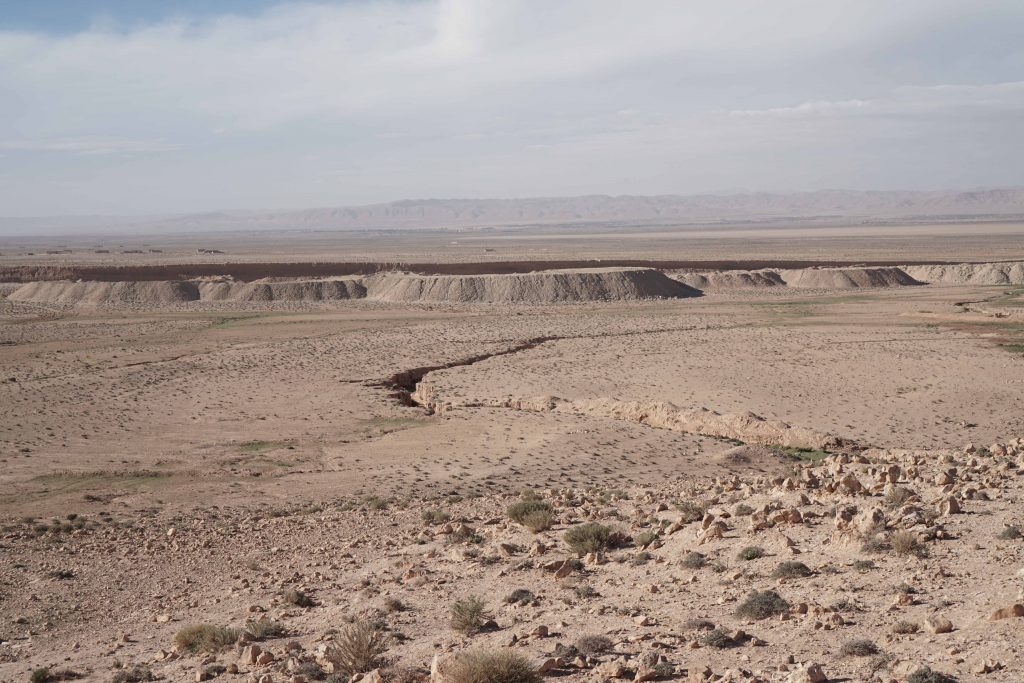 levoyageanantes's tweet photo. Avant la poussière #expo @lelieuunique 10 /28 février
Projet "under the sand" rencontre artistique transdisciplinaire et internationale
#france #tunisie
un regard archéo-artistique sur un territoire et ses paysages #histoire #politique #ecologie #utopie https://t.co/HYscqKWQf1 https://t.co/pm5Dfb7heJ