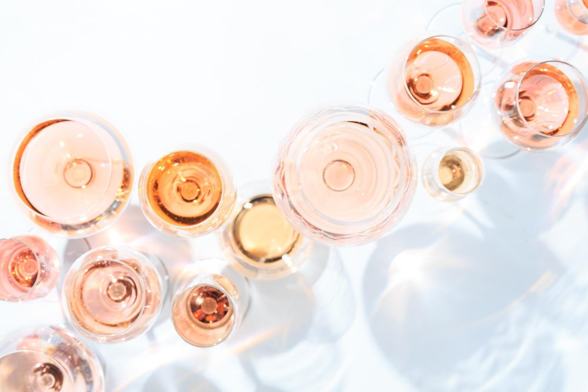 “Roses or Rosé this Valentine’s Day?” buff.ly/2F1h42W