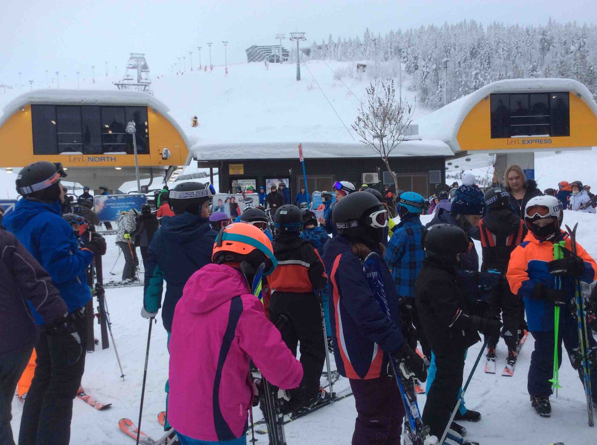 Ski_Levi's tweet photo. The excitement of Ski School..... all ready for off

#learntoski #getmorewinter #loveskiing https://t.co/m4qxJjiTd4