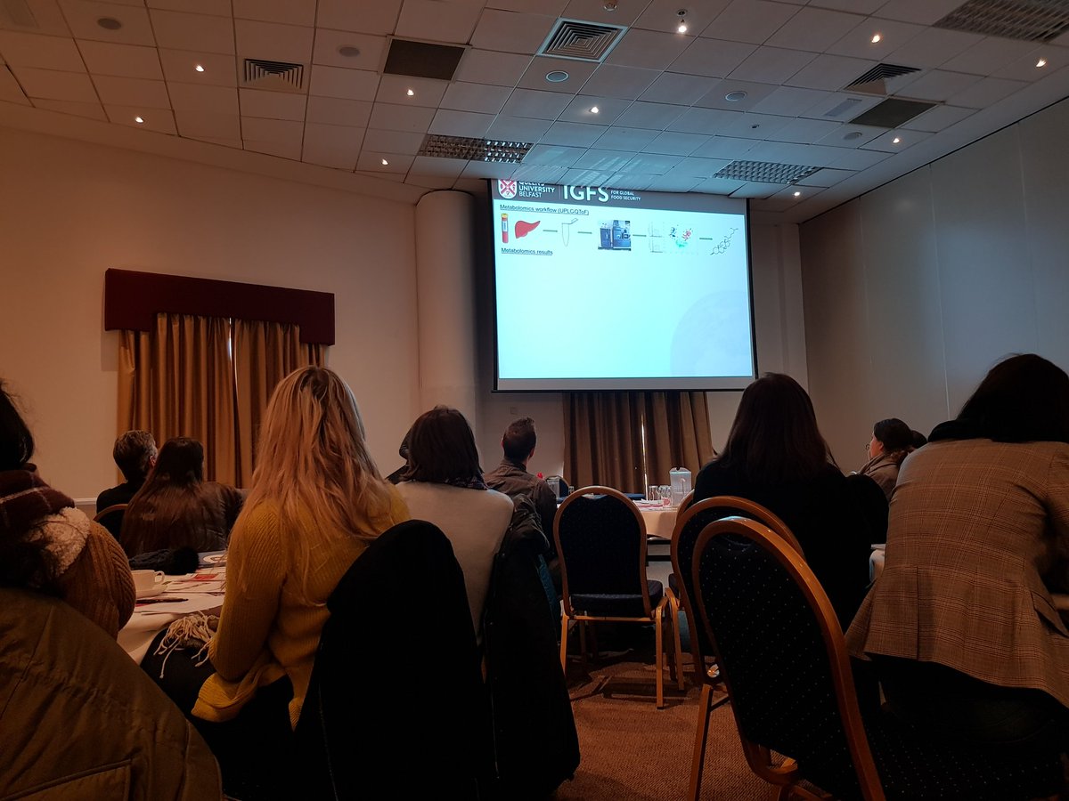 njbirse's tweet photo. Pamela, Richard and Jack from @QUBIGFS giving their lightning talks - adulteration of spices, microcystin-lr biomarkers and smartphone sensors. #multicoop https://t.co/ckmVlsUsJ5