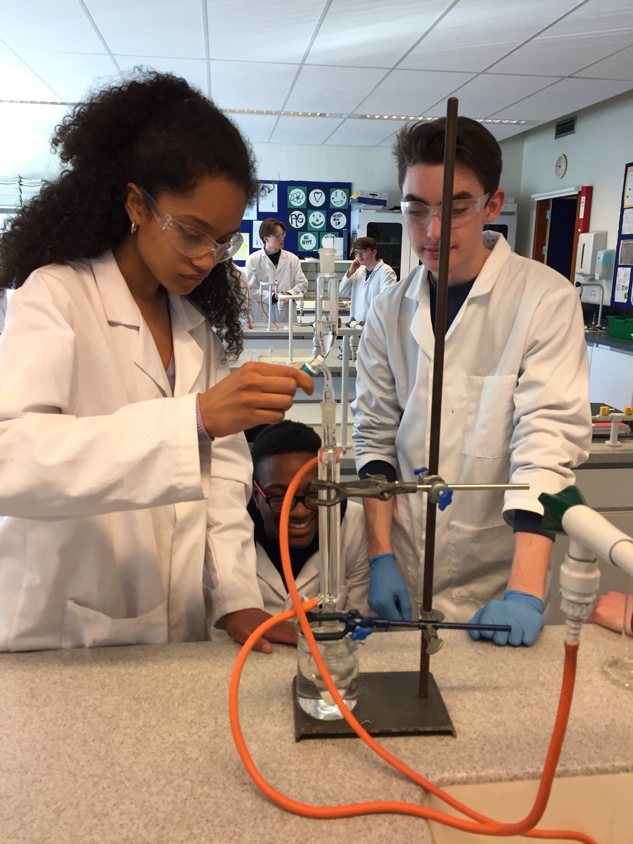 BSNChemistry's tweet photo. Organic Synthesis....Bad Boy Bromobutane, a nasty but effective ‘Fire Retardant’ #BSNY12 https://t.co/14psJp4m7b