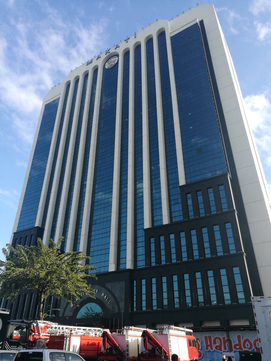 donedrich's tweet photo. "City Hall" https://t.co/oErflyVkae