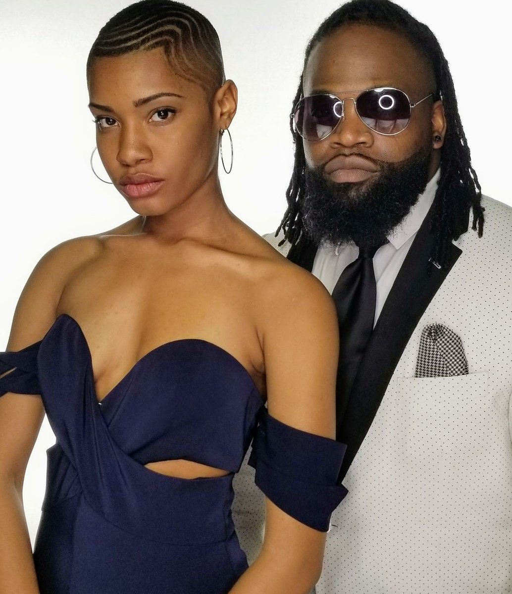 JamFromTheGram's tweet photo. I really enjoyed working with @ConairBeauty & @BaBylissPROUSA with Barber @TheReggieMarcel
❤BTS from @BronnerBros Hair Show In Atlanta! Thank You, you guys truly know how to treat your models! 💋💋💋💋
#Jampire #SaltModels #hair #babylisspro #babyliss
xoxo Jamerra 🦅 https://t.co/4cAD70CvOV