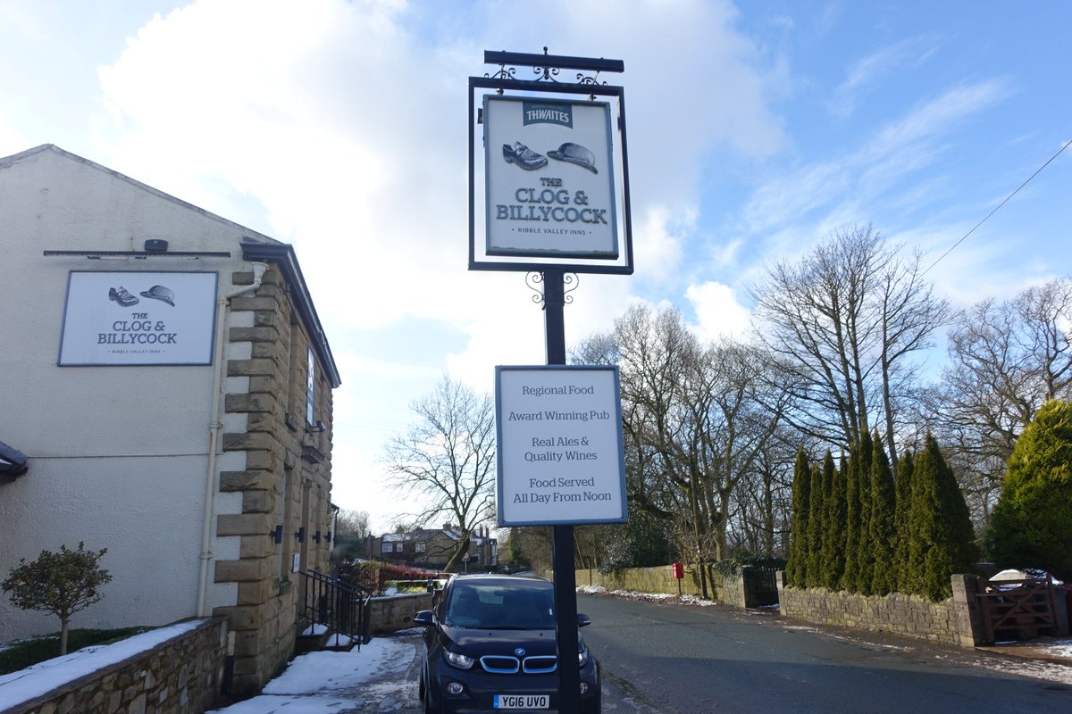 ChefKenHom's tweet photo. When the great Chef @NigelHaworth invited me to cook another truffle dinner at #NorthcoteManor, I had just one condition: please Nigel take me to taste some local fish &amp; chips. So Nigel took me to The Clog &amp; Billycock, one of his gastro pubs in Blackburn..... more.... https://t.co/w72JIjrDxS