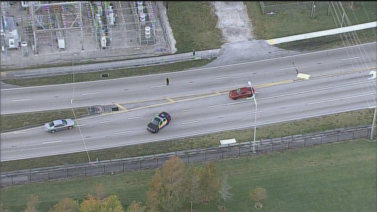 Teen boy struck, killed by car in Miami Gardens bit.ly/2o14hFo?utm_so… https://t.co/HcHi22FIfr