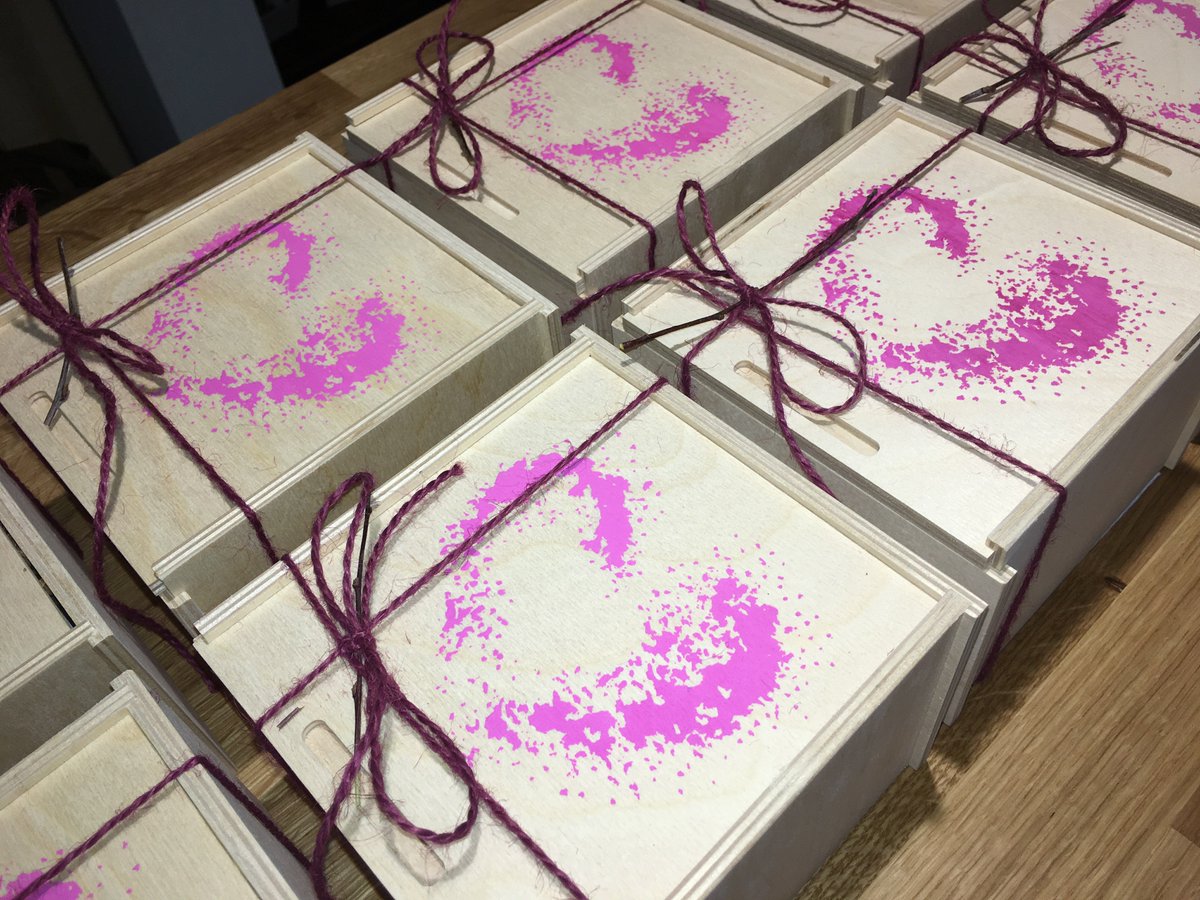 ka_karpinsky's tweet photo. These loves are on their way for Valentines @lovefromthenest https://t.co/yHIqUge4pW