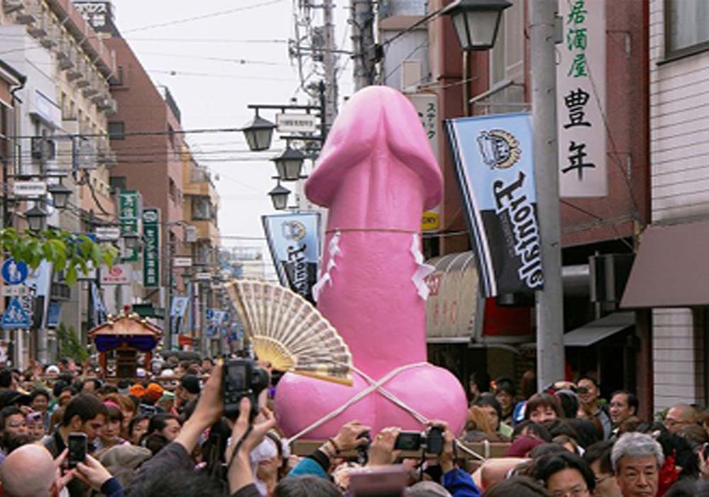 ghumimoh's tweet photo. 9 Bizarre and Unique Festivals Of The World
https://t.co/er42LQeanx https://t.co/jqwfgpdBln