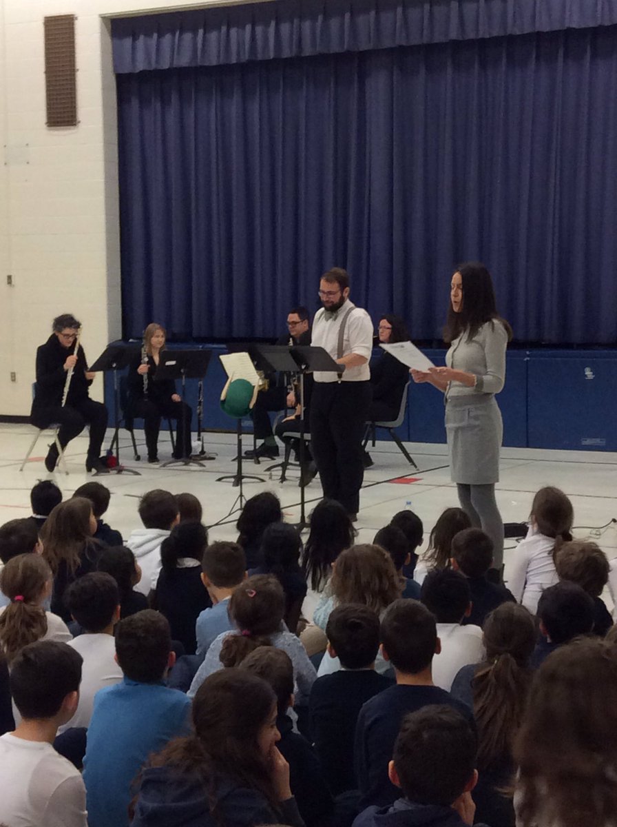 OLAnnunciation's tweet photo. A finale to our Carnaval festivities included a special French Prologue performance called Quintroversy. #vivelecarnaval #enfranchised https://t.co/qYpzcRc3U8