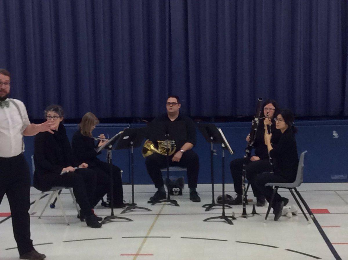 OLAnnunciation's tweet photo. A finale to our Carnaval festivities included a special French Prologue performance called Quintroversy. #vivelecarnaval #enfranchised https://t.co/qYpzcRc3U8
