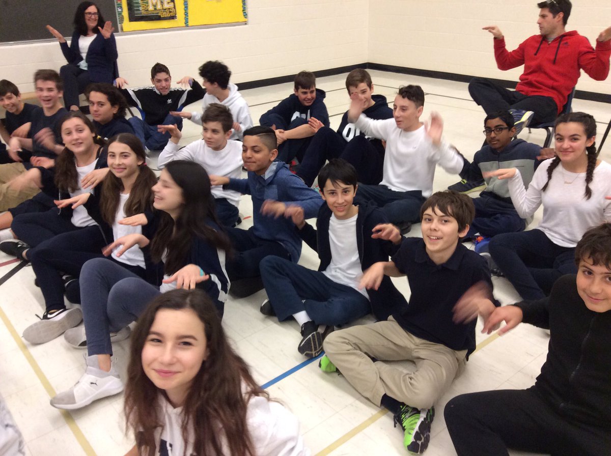 OLAnnunciation's tweet photo. A finale to our Carnaval festivities included a special French Prologue performance called Quintroversy. #vivelecarnaval #enfranchised https://t.co/qYpzcRc3U8