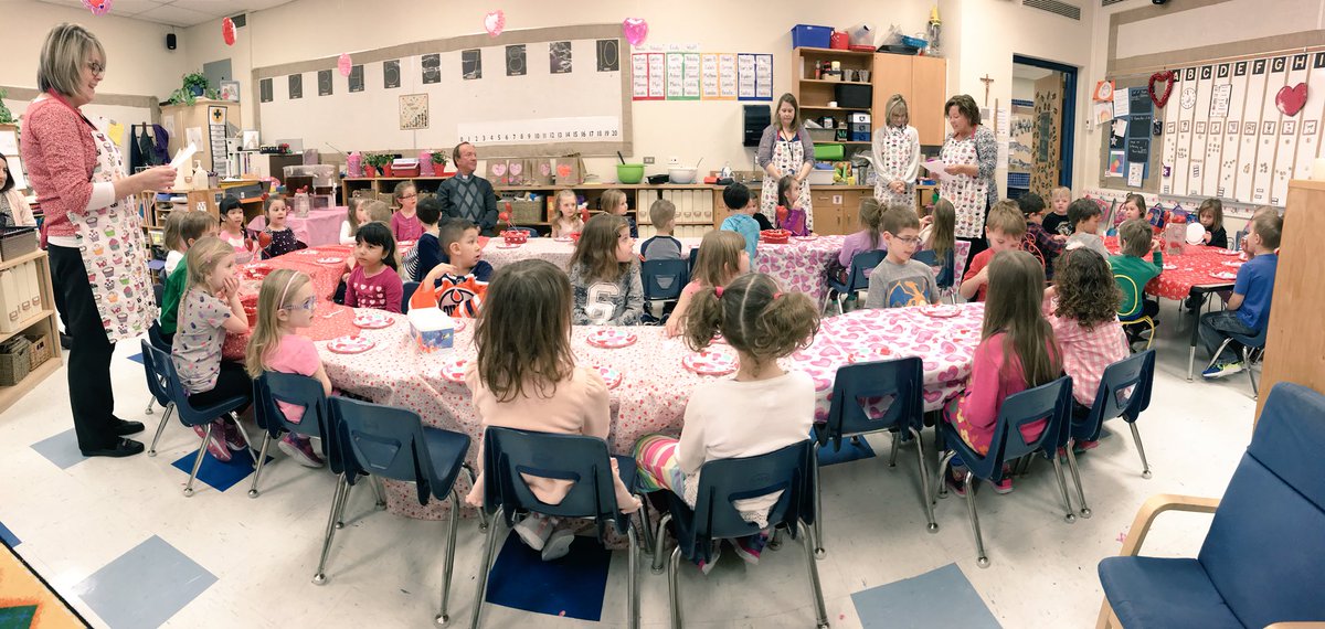 TLGuimond's tweet photo. “Love is patient, love is kind. It always protects, always trusts, always hopes, always perseveres.” ❤️Kindergarten Friendship Tea with special guest Father Jan! @NicArrowsmith1 @StMargueritecs #ecsrd https://t.co/CqJkgRc8ZP