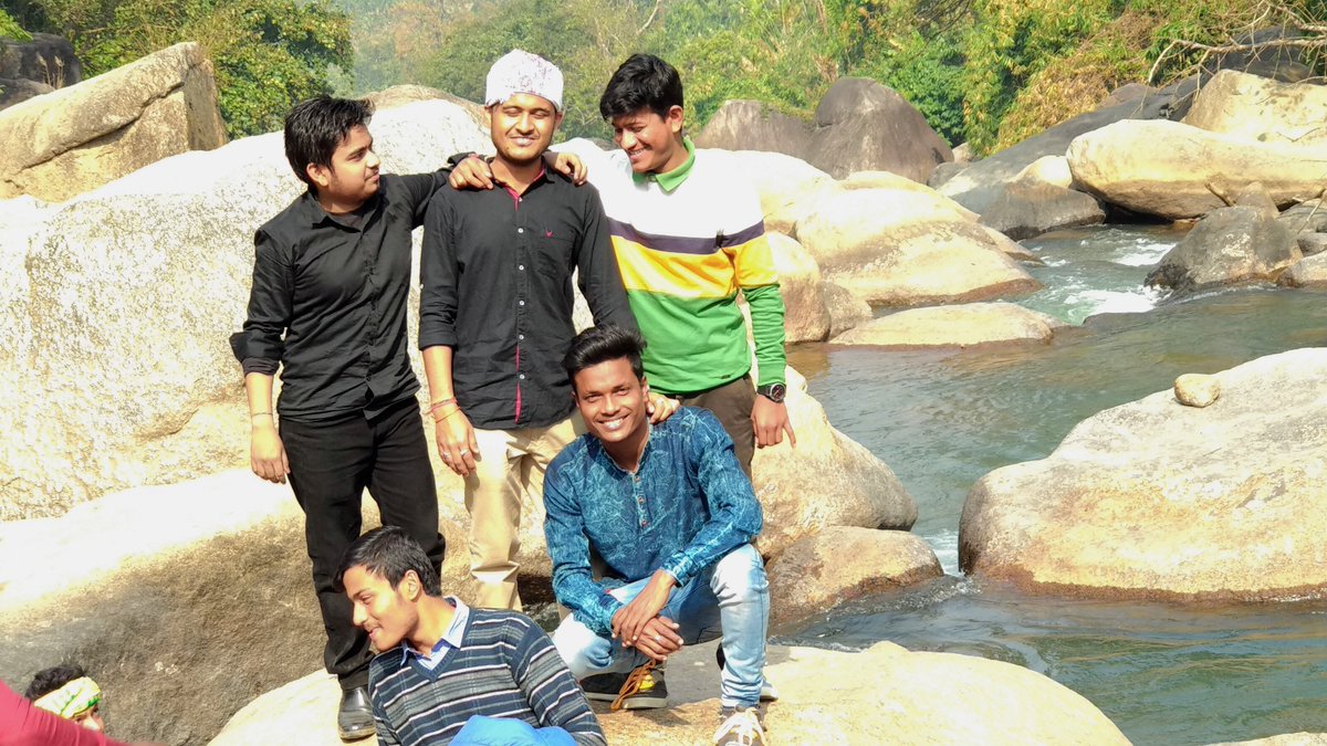 NikChoudhury's tweet photo. Department Picnic at Hohua .
#DepartmentOfStatistics
#Friends #Fun #memories https://t.co/nlLfJOKxlr