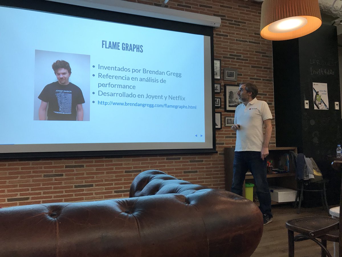 jidtuit's tweet image. Como era de esperar la charla de #flamegraphs de @jerolba en @MadridJUG ha congregado a mucha gente
